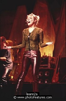 Photo of Leann Rimes by Chris Walter , reference; leann2a,www.photofeatures.com