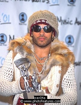 Photo of Lenny Kravitz by Chris Walter , reference; krav04a,www.photofeatures.com