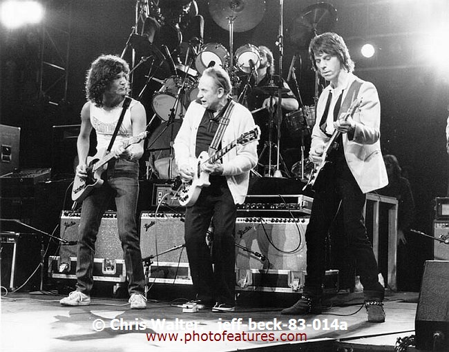 Photo of Les Paul for media use , reference; jeff-beck-83-014a,www.photofeatures.com