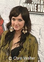 Ashlee Simpson at the 2004 MTV Movie Awards at Sony Picture Studios in Culver City 6/5/2004 