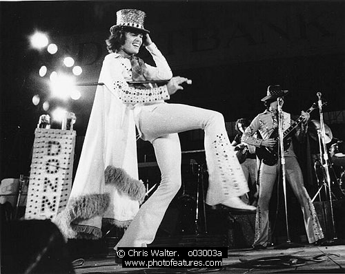 Photo of Osmonds by Chris Walter , reference; o03003a,www.photofeatures.com