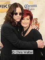 Photo of Ozzy Osbourne with Sharon Osbourne at 2010 Spike Guys Choice Awards.