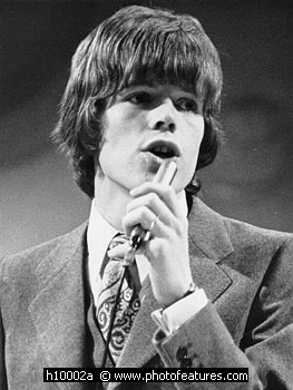 Photo of Peter Noone by Chris Walter , reference; h10002a,www.photofeatures.com