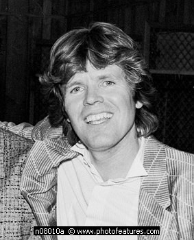 Photo of Peter Noone by Chris Walter , reference; n08010a,www.photofeatures.com