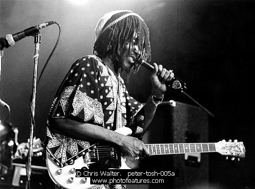 Photo of Peter Tosh by Chris Walter , reference; peter-tosh-005a,www.photofeatures.com