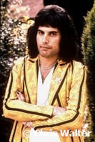 QUEEN  1975 Freddie Mercury<br> Chris Walter<br>