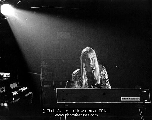 Photo of Rick Wakeman by Chris Walter , reference; rick-wakeman-004a,www.photofeatures.com