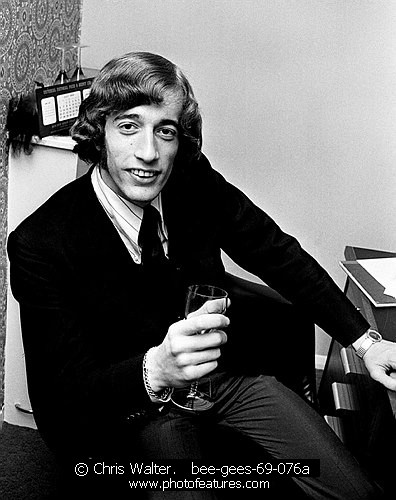 Photo of Robin Gibb for media use , reference; bee-gees-69-076a,www.photofeatures.com