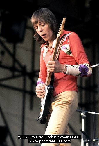 Photo of Robin Trower by Chris Walter , reference; robin-trower-004a,www.photofeatures.com