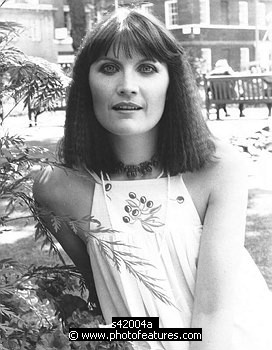 Photo of Sandie Shaw by Chris Walter , reference; s42004a,www.photofeatures.com