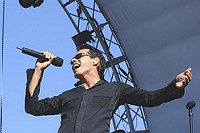 Photo of Marc Anthony 2002