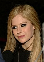 Photo of Avril Lavigne arriving for pre-awards dinner for 2004 World Music Awards in Las Vegas 14th September 2004. Photo by Chris Walter/Photofeatures