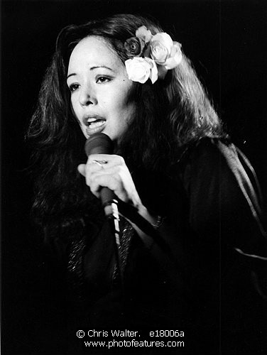 Photo of Yvonne Elliman by Chris Walter , reference; e18006a,www.photofeatures.com